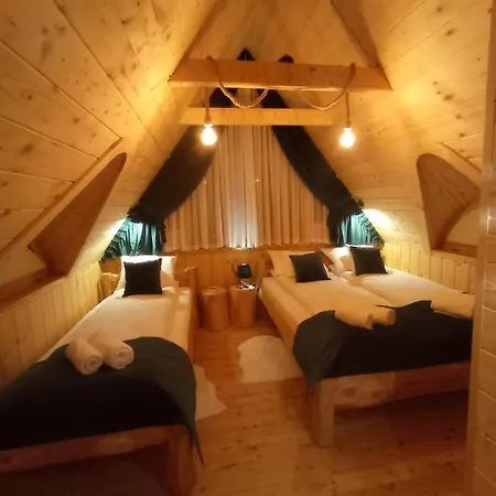 Przystan W Tatrach - Przytulne Domki I Apartamenty-Luxury Chalets And Apartments Буковина Татранська Екстер'єр фото